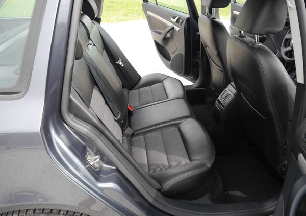 Skoda Octavia cena 24800 przebieg: 281485, rok produkcji 2011 z Ciechanów małe 277
